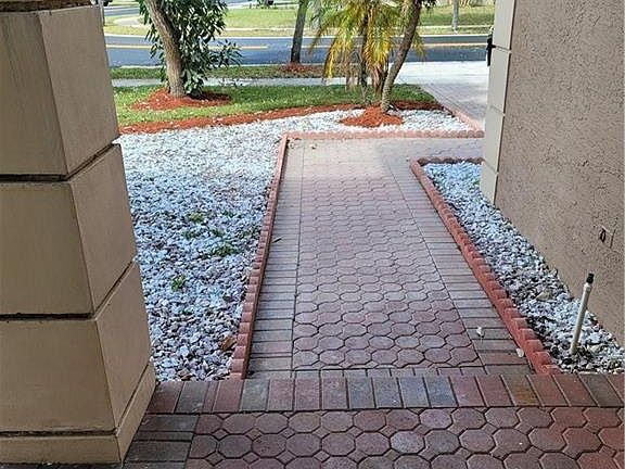 4th image of 2281 SW 164th Avenue