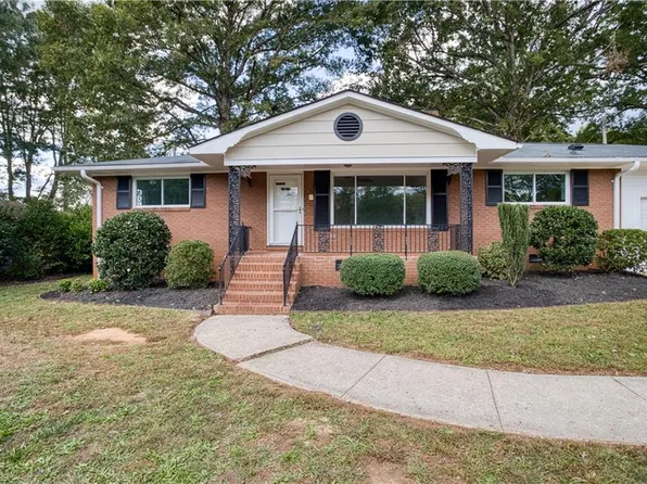 1400 Briarwood Ter, Salisbury, NC 28147