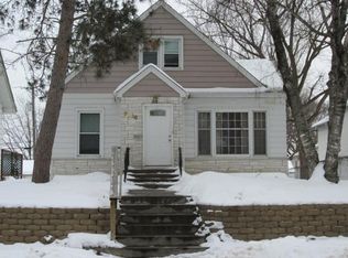 3326 Sheridan Ave N, Minneapolis, MN 55412