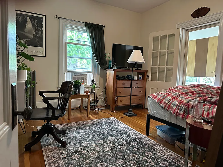 263 Auburndale Ave — Photo 15