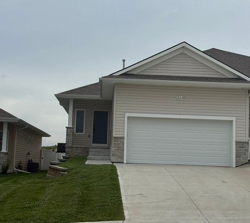 1st image of 8229 S 178th St