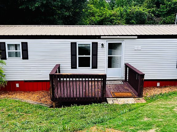 4th image of 3649 Old Highway 441 N