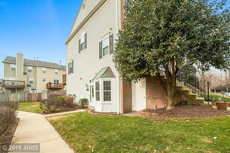 1st image of 2451 Nantucket Dr