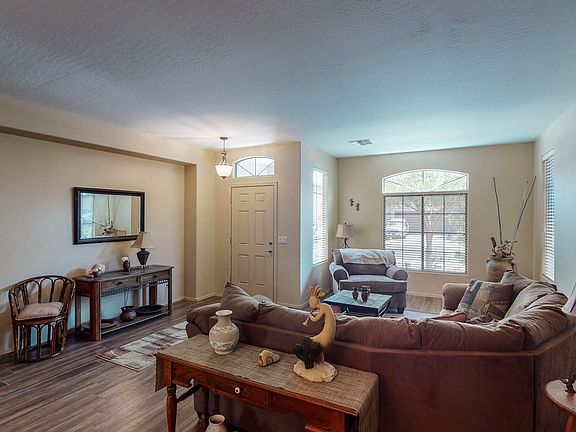 5th image of 230 W Atlantic Dr