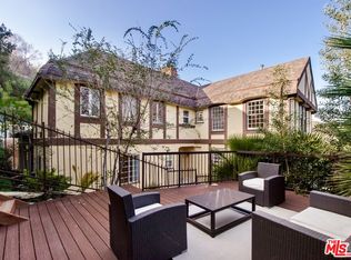 3787 Prestwick Dr, Los Angeles, CA 90027