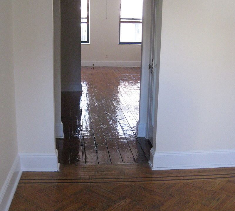 2nd image of 480 Henry St APT 2
