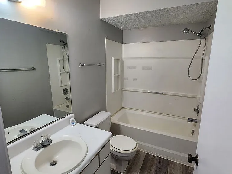 910 Brett Dr #129 — Photo 12