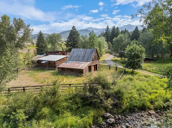 89 Deep Creek Rd, Livingston, MT 59047