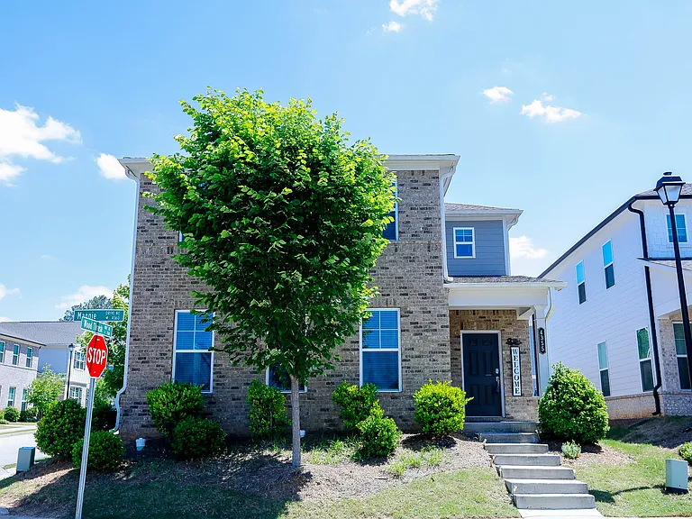4355 Magpie Dr — Photo 2