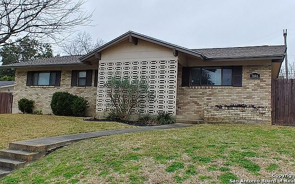 2nd image of 3846 Crossette Dr