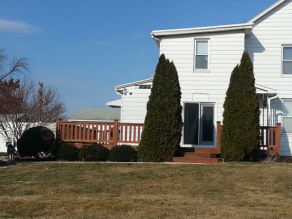 Large deck wraps side & back