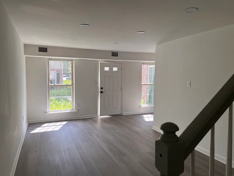 1006 Middleton Pl — Photo 13
