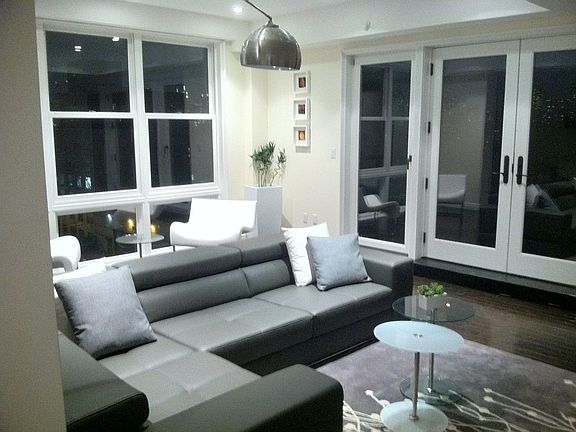 2nd image of 3011 21st St APT 2E