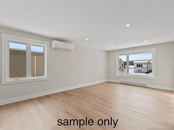 4th image of 214 Maccoun St