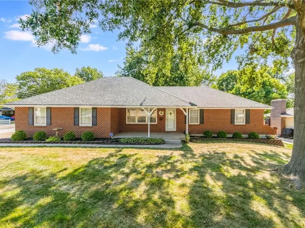 2301 NW 86th St, Kansas City, MO 64154