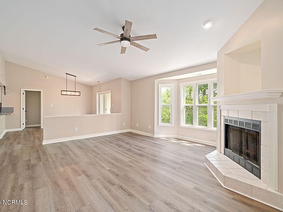 3rd image of 408 Commerce Avenue #D
