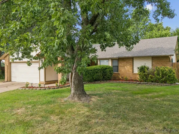 4605 W Reno St, Broken Arrow, OK 74012