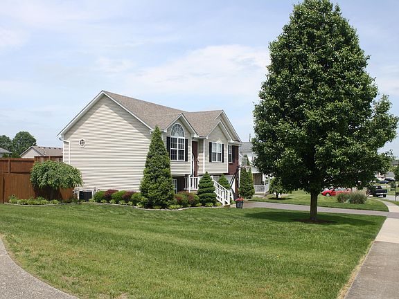2nd image of 105 Trevor Ct