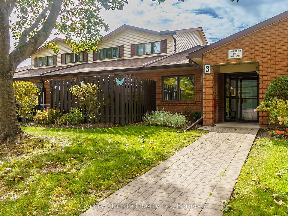 1st image of 36 Champlain Cres #15