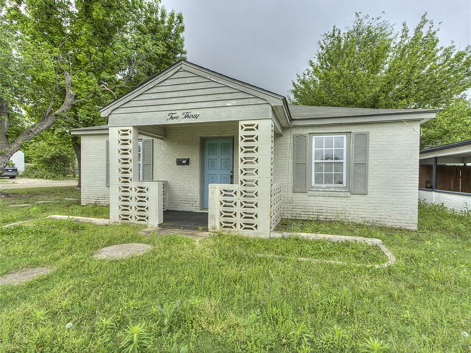 1st image of 230 E Jacobs Dr