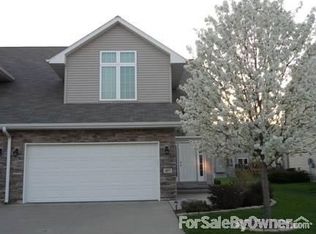 457 N McKenzie Ln, North Liberty, IA 52317