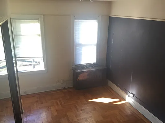 Rented by A Class Realty Long Island City LLC | media 15