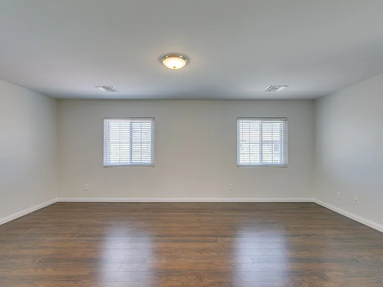 8660 Painted Horseshoe St — Photo 22