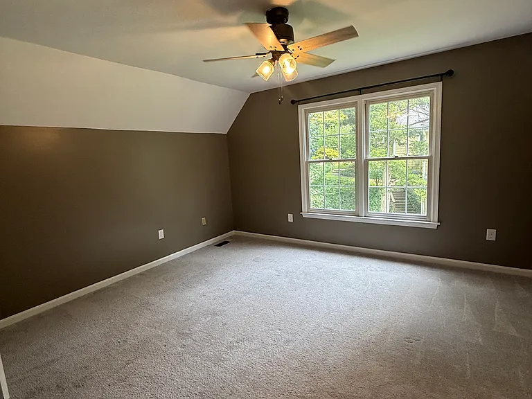 10216 Capitol View Ave — Photo 13