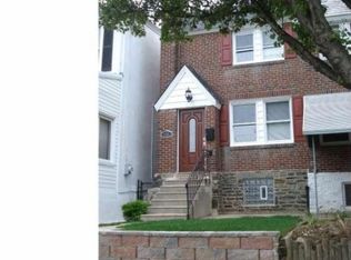 541 Conarroe St, Philadelphia, PA 19128