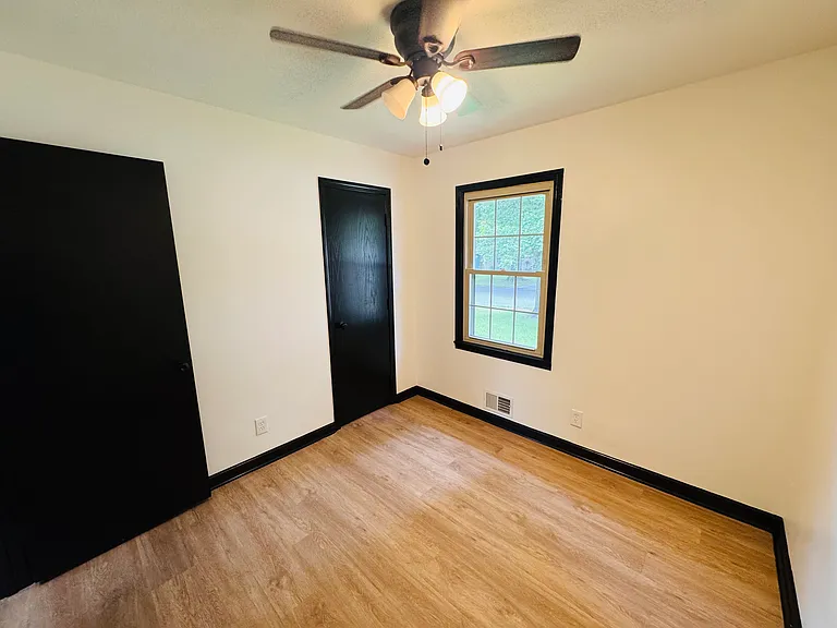 6417 N Bellefontaine Ave — Photo 11
