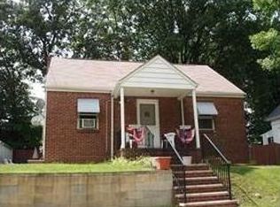 23 Liberty St, Fords, NJ 08863