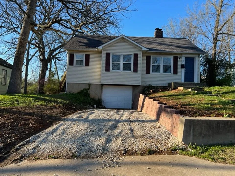 14 Rolla Gardens Dr