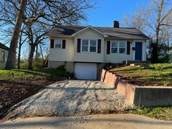 14 Rolla Gardens Dr, Rolla, MO 65401