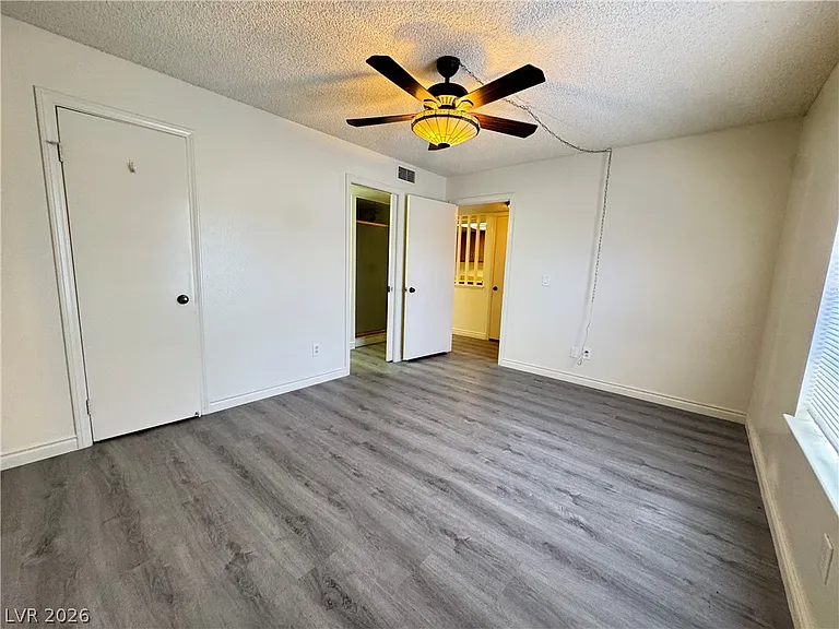 3823 S Maryland Pkwy #H1 — Photo 16