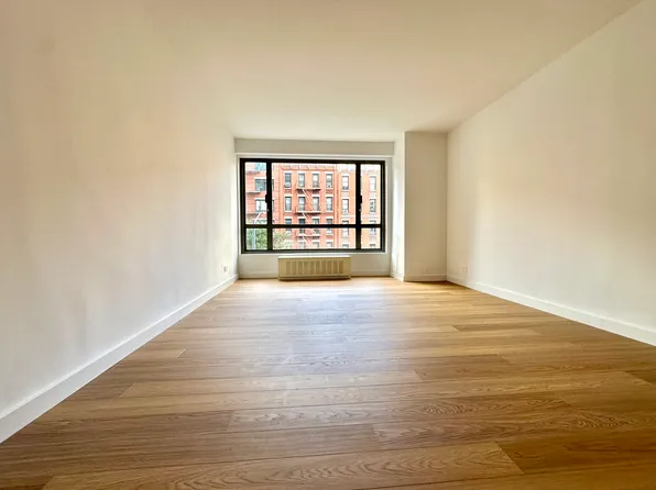 501 East 87th Street image 9 of 23