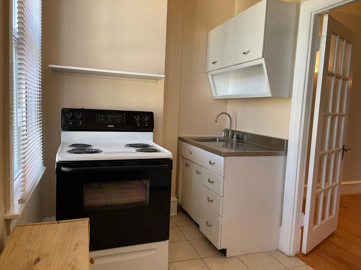 2318 S Broad St — Photo 3