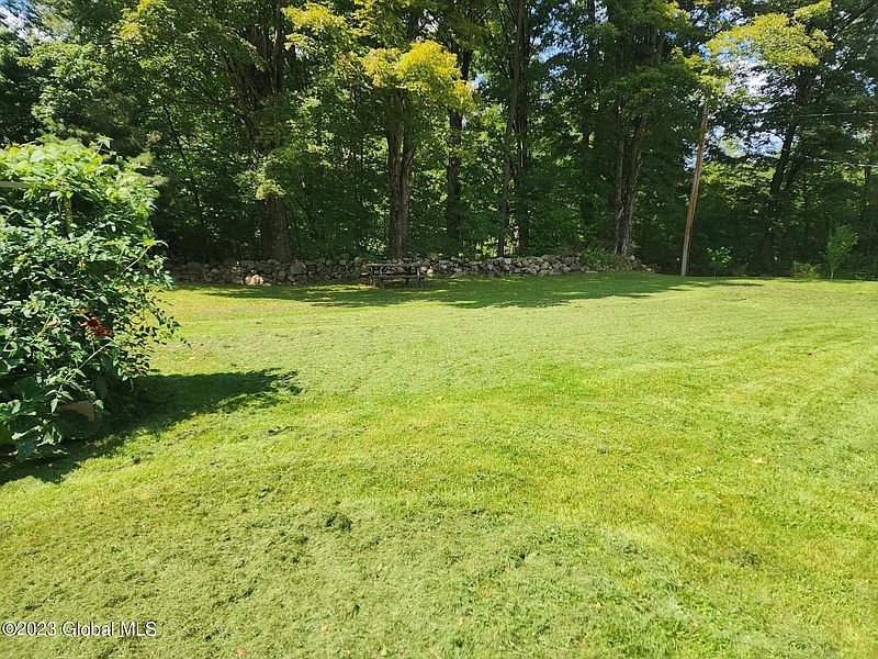 5th image of 382 Cline Road