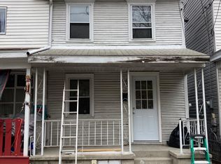233 N Front St, Saint Clair, PA 17970