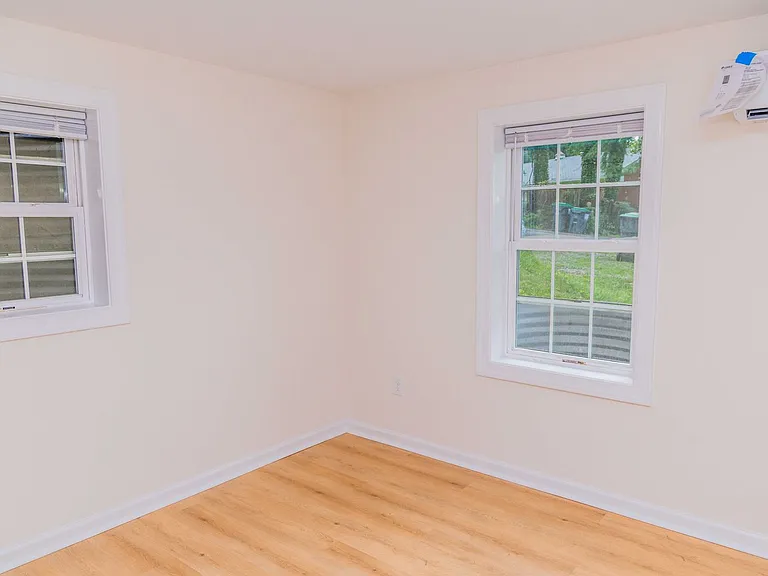 103 Cresap Rd — Photo 10