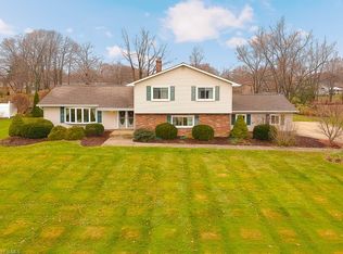 6487 Gates Mills Blvd, Mayfield Heights, OH 44124