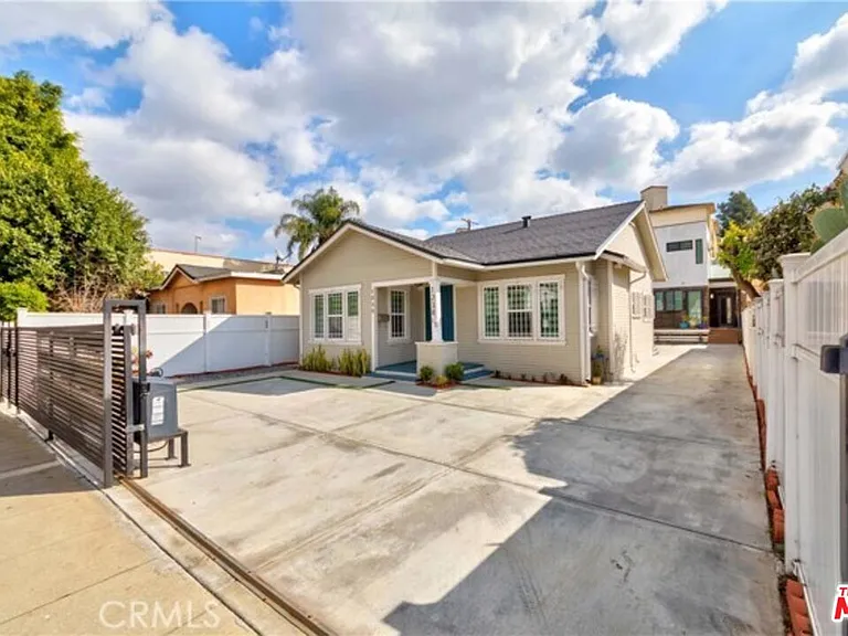 1238 S Muirfield Rd — Photo 15