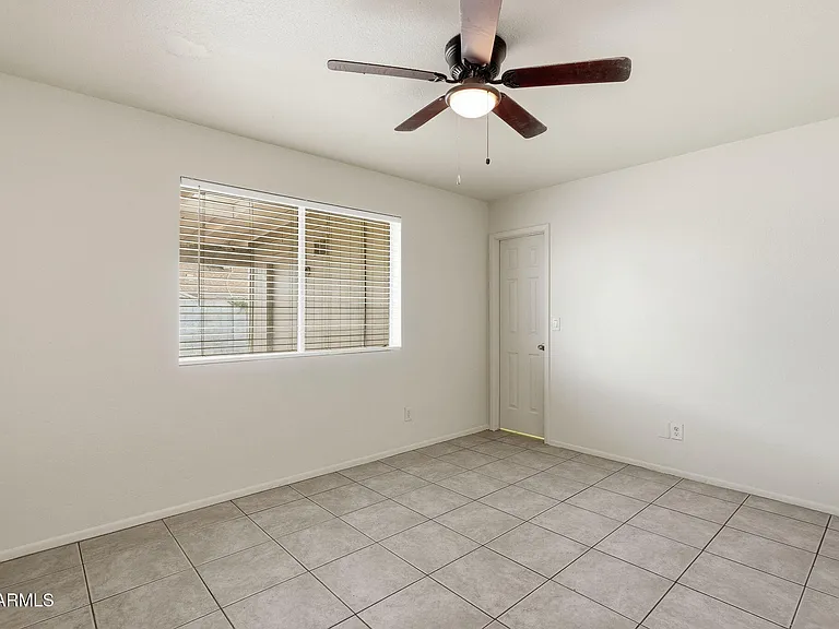 4731 W Paradise Ln — Photo 18