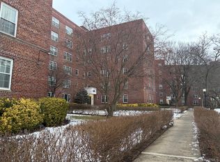 210 Pelham Road #5L, New Rochelle, NY 10805