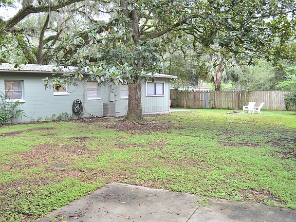 4th image of 1910 NW 55th St