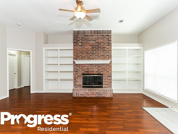 5th image of 616 Crescent Dr