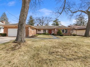 715 Edgemont Ln, Park Ridge, IL 60068