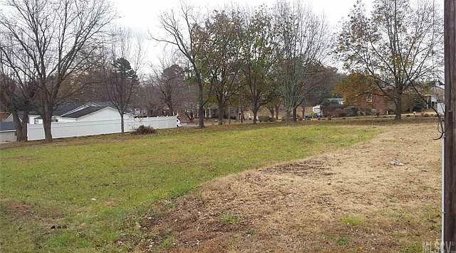 1st image of 1100 Malcolm Blvd
