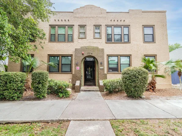 226 13th Ave NE APT 2, Saint Petersburg, FL 33701