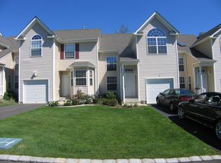 61 Crossbar Rd, Medford, NY 11763