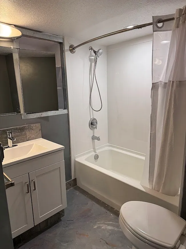 1 bed, 1000 sqft, $900 — Photo 4
